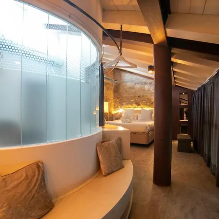 Boutique Patio Del Posadero Hotel