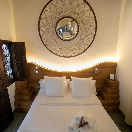 Hotel Boutique Patio Del Posadero 3*
