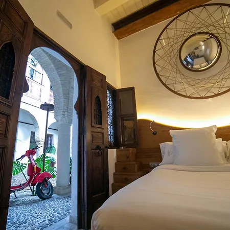 Boutique Patio Del Posadero Hotel
